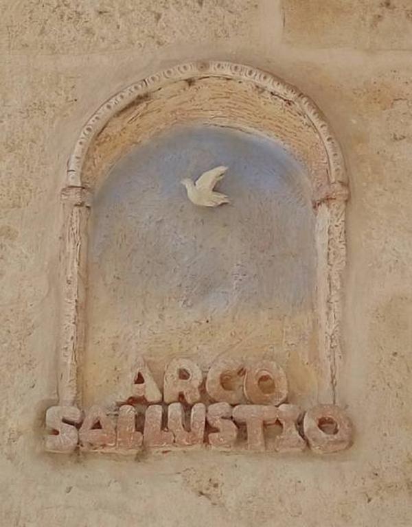 Arco Sallustio Монополі Екстер'єр фото